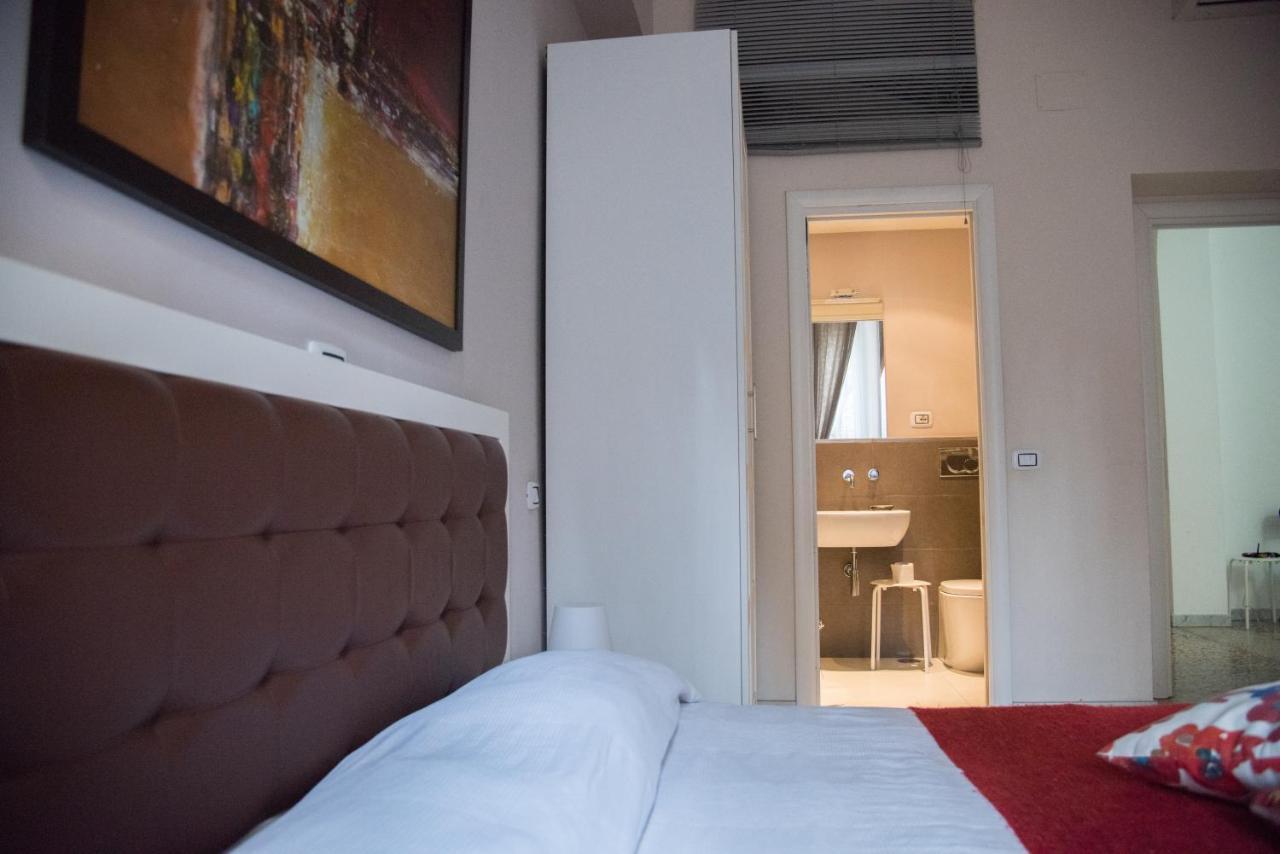 Beautiful And Spacious Apartment Next To Termini 10 Minutes From Coliseum Exterior foto